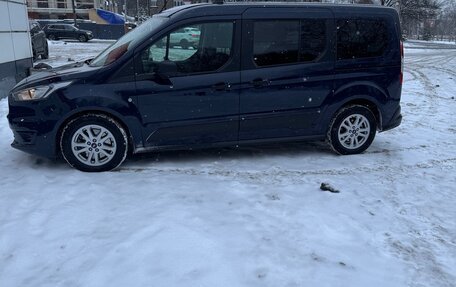 Ford Tourneo Connect II рестайлинг, 2021 год, 2 200 000 рублей, 24 фотография