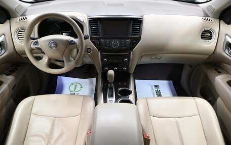 Nissan Pathfinder, 2014 год, 2 195 000 рублей, 11 фотография