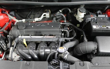 Hyundai Solaris II рестайлинг, 2015 год, 1 070 000 рублей, 16 фотография