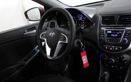 Hyundai Solaris II рестайлинг, 2015 год, 1 070 000 рублей, 18 фотография