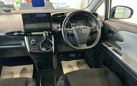 Toyota Wish II, 2011 год, 1 549 000 рублей, 15 фотография