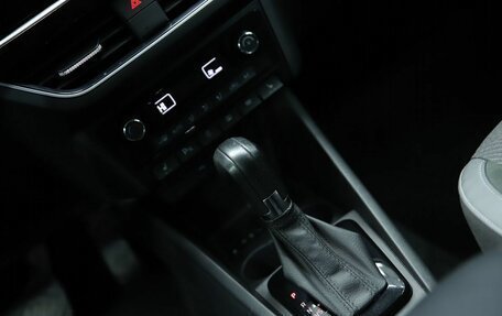 Volkswagen Polo VI (EU Market), 2021 год, 2 100 000 рублей, 12 фотография