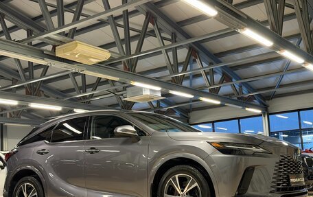 Lexus RX IV рестайлинг, 2023 год, 6 799 000 рублей, 2 фотография