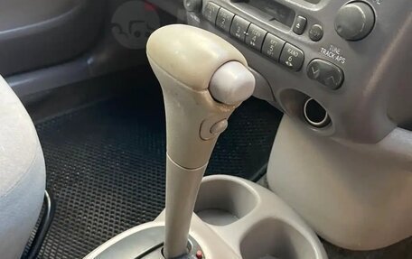 Toyota Platz, 1999 год, 280 000 рублей, 9 фотография