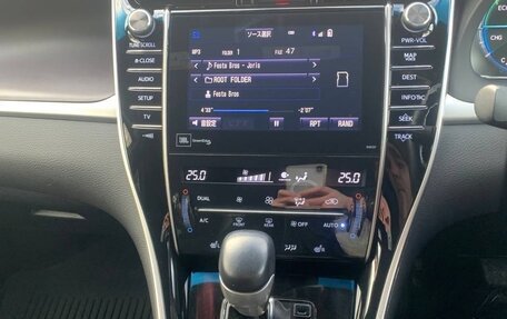 Toyota Harrier, 2016 год, 2 600 000 рублей, 10 фотография