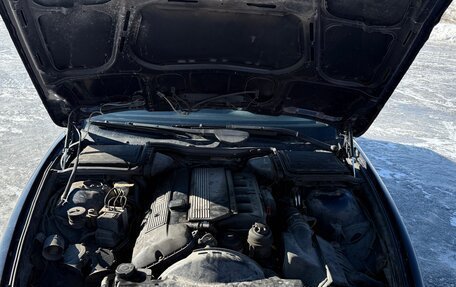 BMW 5 серия, 1998 год, 385 000 рублей, 14 фотография