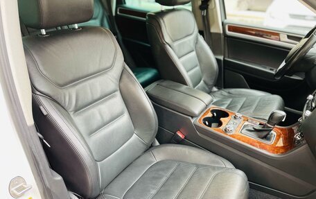 Volkswagen Touareg III, 2013 год, 2 475 000 рублей, 11 фотография