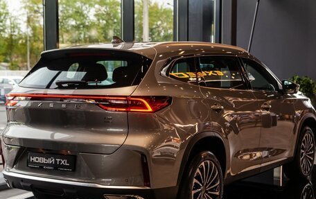 CheryExeed TXL, 2024 год, 3 880 000 рублей, 5 фотография