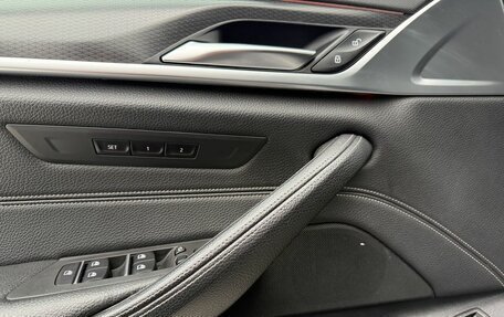 BMW 5 серия, 2021 год, 4 550 000 рублей, 13 фотография