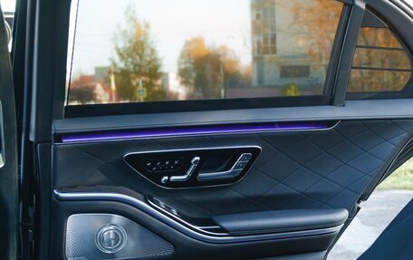 Mercedes-Benz S-Класс, 2024 год, 18 500 000 рублей, 24 фотография