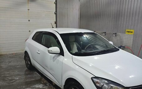 KIA cee'd I рестайлинг, 2011 год, 800 000 рублей, 4 фотография