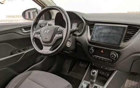 Hyundai Solaris II рестайлинг, 2018 год, 1 200 000 рублей, 5 фотография