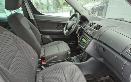 Skoda Roomster, 2014 год, 880 000 рублей, 7 фотография