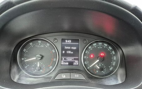 Skoda Roomster, 2014 год, 880 000 рублей, 9 фотография