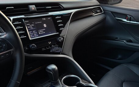 Toyota Camry, 2018 год, 3 100 000 рублей, 12 фотография