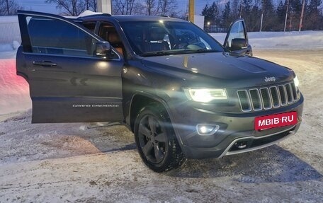 Jeep Grand Cherokee, 2014 год, 2 200 000 рублей, 3 фотография