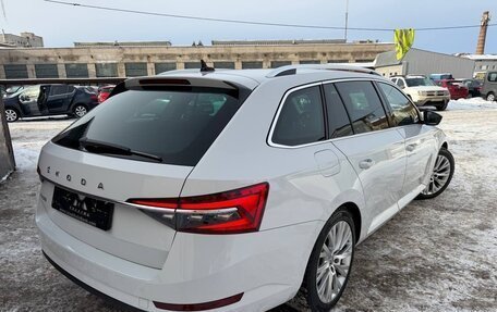 Skoda Superb III рестайлинг, 2022 год, 2 632 000 рублей, 2 фотография