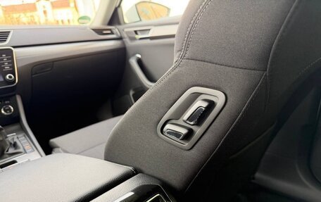 Skoda Superb III рестайлинг, 2022 год, 2 632 000 рублей, 17 фотография