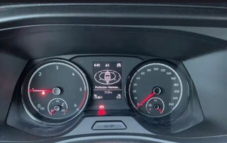 Volkswagen Transporter T6 рестайлинг, 2022 год, 3 900 000 рублей, 7 фотография