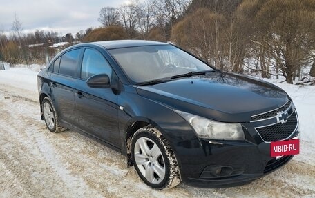 Chevrolet Cruze II, 2011 год, 650 000 рублей, 2 фотография