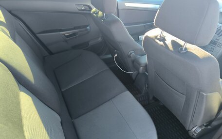 Opel Astra H, 2011 год, 695 000 рублей, 26 фотография