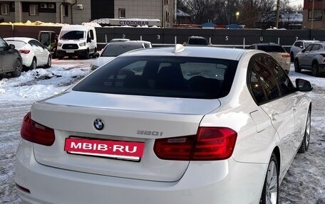 BMW 3 серия, 2013 год, 1 600 000 рублей, 4 фотография