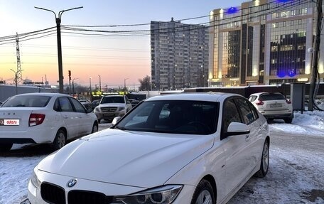 BMW 3 серия, 2013 год, 1 600 000 рублей, 3 фотография