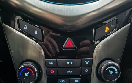 Chevrolet Cruze II, 2014 год, 670 000 рублей, 6 фотография