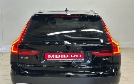 Volvo V90 Cross Country I рестайлинг, 2018 год, 3 220 000 рублей, 3 фотография