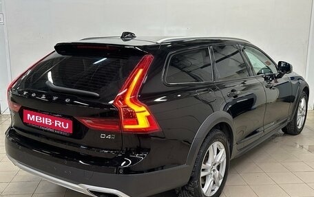 Volvo V90 Cross Country I рестайлинг, 2018 год, 3 220 000 рублей, 4 фотография