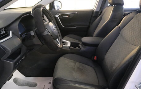 Toyota RAV4, 2025 год, 4 099 000 рублей, 8 фотография