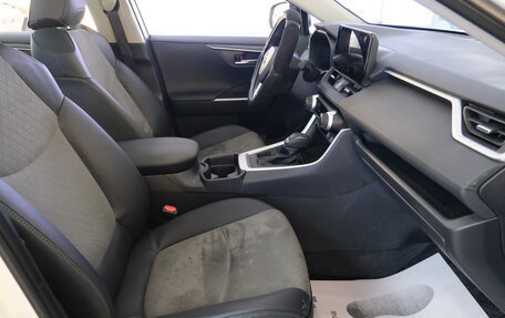 Toyota RAV4, 2025 год, 4 099 000 рублей, 25 фотография