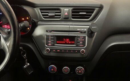 KIA Rio III рестайлинг, 2015 год, 949 000 рублей, 15 фотография