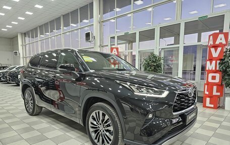 Toyota Highlander, 2025 год, 6 099 000 рублей, 18 фотография
