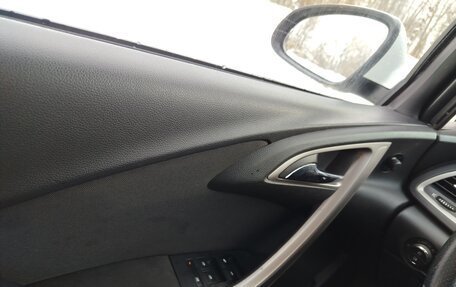 Opel Astra J, 2010 год, 725 000 рублей, 8 фотография