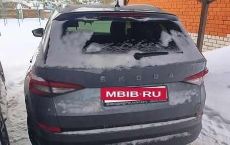 Skoda Kodiaq I, 2020 год, 2 600 000 рублей, 2 фотография