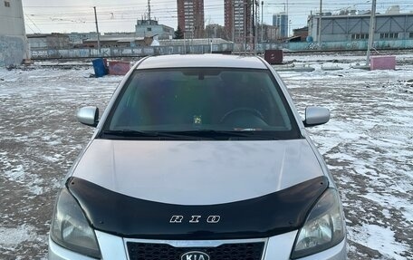 KIA Rio II, 2009 год, 550 000 рублей, 1 фотография