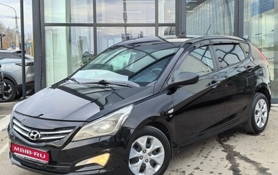 Hyundai Solaris II рестайлинг, 2015 год, 950 000 рублей, 1 фотография