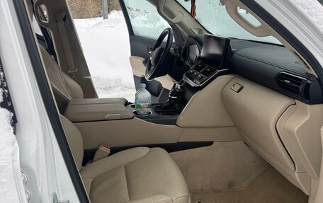 Toyota Land Cruiser, 2021 год, 9 360 000 рублей, 2 фотография