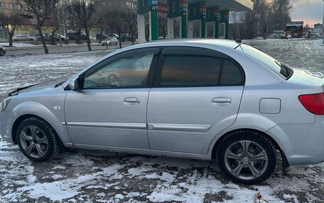 KIA Rio II, 2009 год, 550 000 рублей, 2 фотография