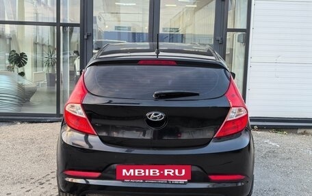 Hyundai Solaris II рестайлинг, 2015 год, 950 000 рублей, 9 фотография
