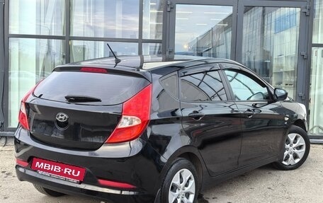 Hyundai Solaris II рестайлинг, 2015 год, 950 000 рублей, 2 фотография