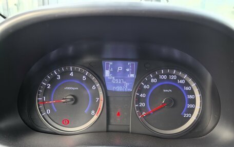 Hyundai Solaris II рестайлинг, 2015 год, 950 000 рублей, 18 фотография