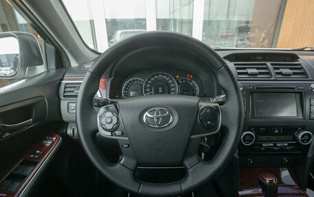 Toyota Camry, 2012 год, 1 735 000 рублей, 11 фотография