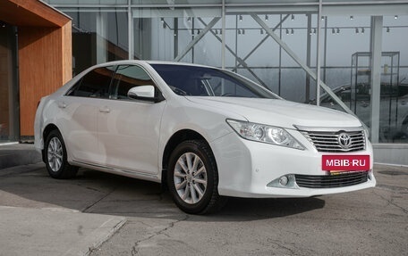 Toyota Camry, 2012 год, 1 735 000 рублей, 21 фотография