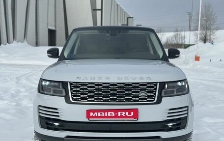 Land Rover Range Rover IV рестайлинг, 2019 год, 6 900 000 рублей, 2 фотография