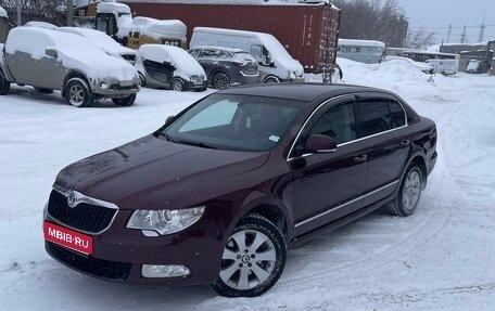 Skoda Superb III рестайлинг, 2011 год, 1 200 000 рублей, 1 фотография