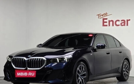 BMW 5 серия, 2023 год, 5 600 000 рублей, 1 фотография