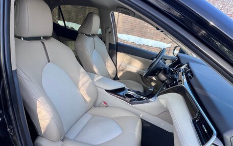 Toyota Camry, 2020 год, 3 490 000 рублей, 23 фотография