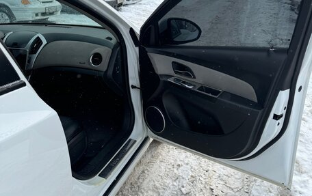 Chevrolet Cruze II, 2013 год, 780 000 рублей, 7 фотография